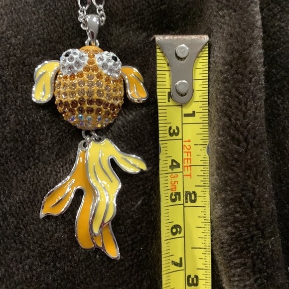 FIFTH AVENUE COLLECTION cute & sparkly Fish 🐠 Necklace - Picture 4 of 8